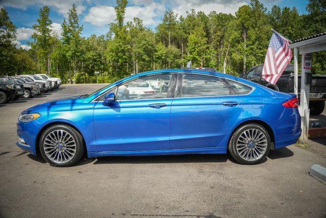 Photo of 2017 Blue Ford Fusion