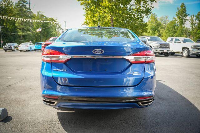 Photo of 2017 Blue Ford Fusion
