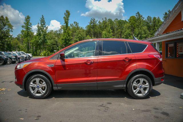 Photo of 2014 Red Ford Escape