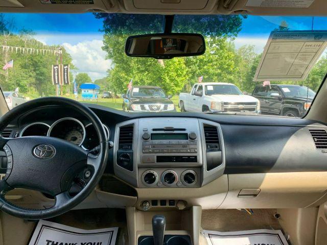 Photo of 2011 Black Toyota Tacoma