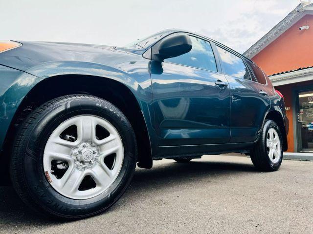 Photo of 2010 Green Toyota RAV4