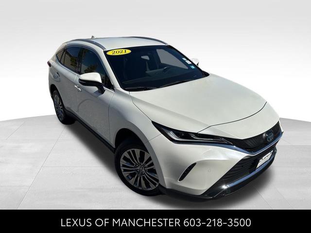 Photo of 2021 Blizzard Pearl Toyota Venza