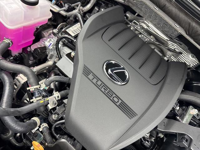 Photo of 2025 Cloudburst Gray Lexus RX 350