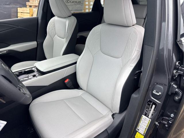 Photo of 2025 Cloudburst Gray Lexus RX 350