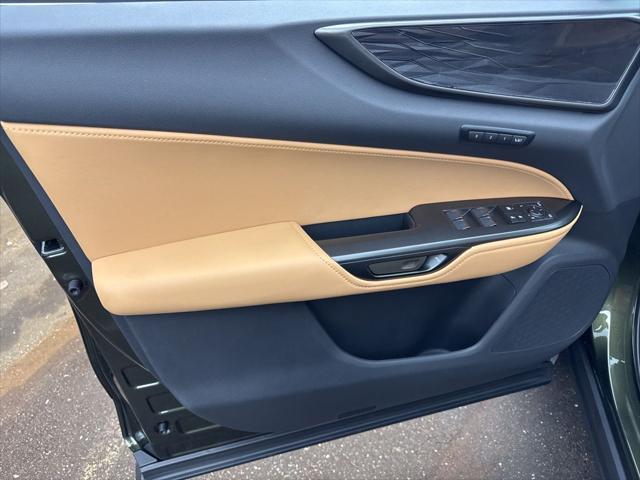 Photo of 2025 Green Pearl Lexus NX 350