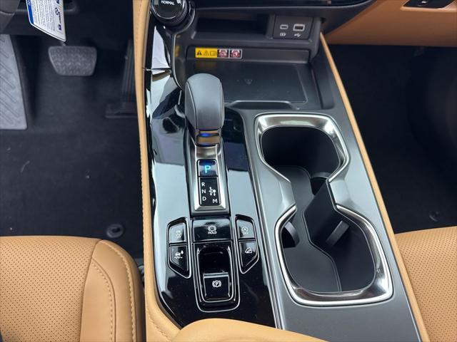 Photo of 2025 Green Pearl Lexus NX 350