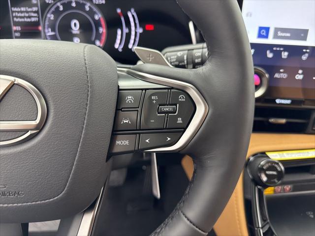 Photo of 2025 Green Pearl Lexus NX 350