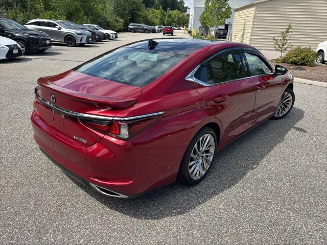 Photo of 2022  Lexus ES 350