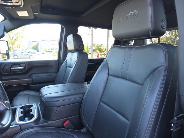 Photo of 2023 Black Chevrolet Silverado 3500