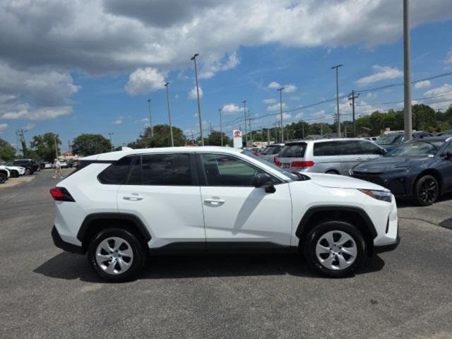 Photo of 2024 Ice Toyota RAV4