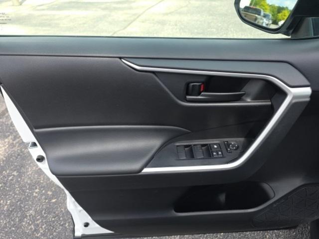 Photo of 2024 Ice Toyota RAV4