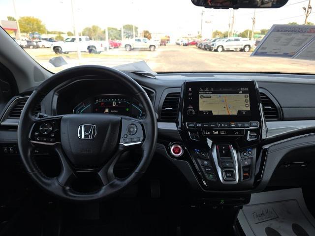 Photo of 2023 Modern Steel Metallic Honda Odyssey