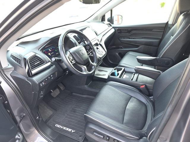 Photo of 2023 Modern Steel Metallic Honda Odyssey