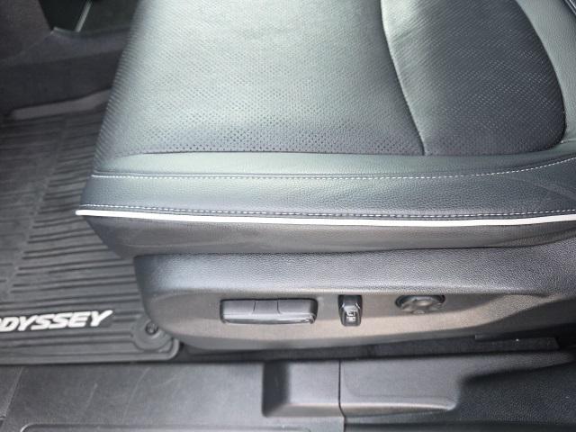 Photo of 2023 Modern Steel Metallic Honda Odyssey