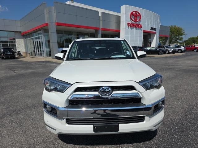 Photo of 2018 Blizzard Pearl Toyota 4Runner