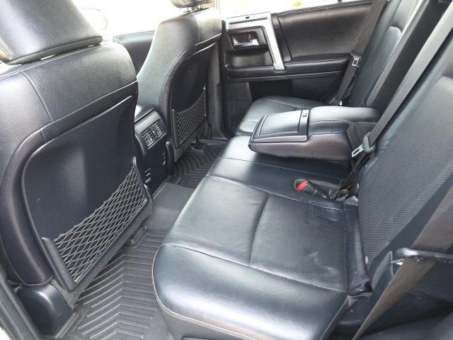 Photo of 2018 Blizzard Pearl Toyota 4Runner