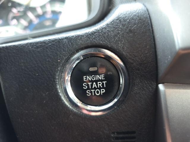 Photo of 2018 Blizzard Pearl Toyota 4Runner