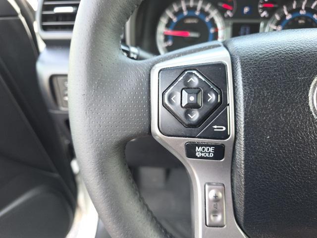 Photo of 2018 Blizzard Pearl Toyota 4Runner
