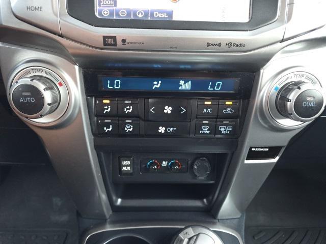 Photo of 2018 Blizzard Pearl Toyota 4Runner