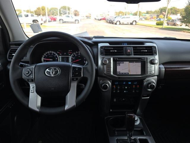 Photo of 2018 Blizzard Pearl Toyota 4Runner