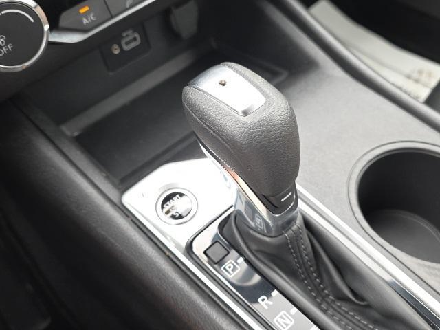 Photo of 2024 Deep Blue Pearl Nissan Altima