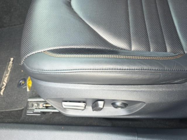 Photo of 2019 Harbor Gray Metallic Toyota Avalon