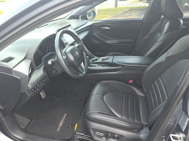 Photo of 2019 Harbor Gray Metallic Toyota Avalon