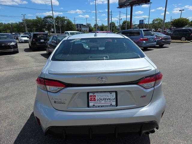 Photo of 2024 Classic Silver Toyota Corolla