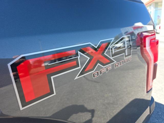 Photo of 2016 Magnetic Ford F-150