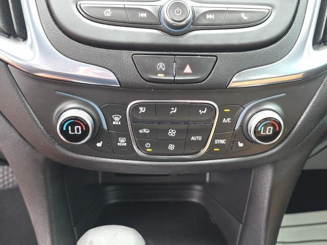 Photo of 2023 Summit White Chevrolet Equinox