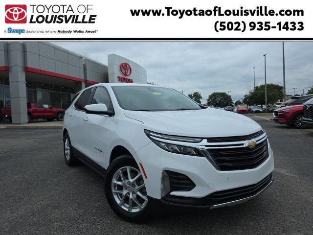 Photo of 2023 Summit White Chevrolet Equinox