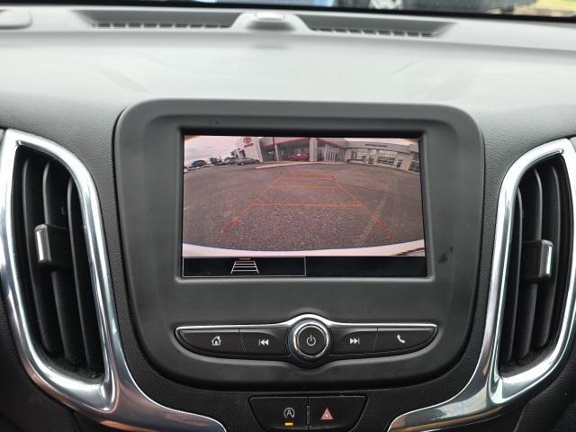 Photo of 2023 Summit White Chevrolet Equinox