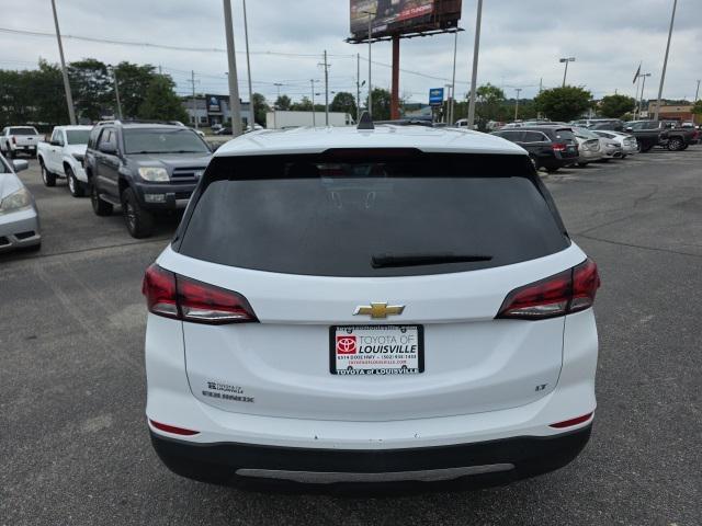 Photo of 2023 Summit White Chevrolet Equinox
