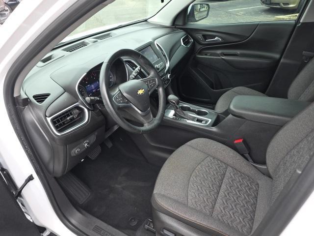 Photo of 2023 Summit White Chevrolet Equinox