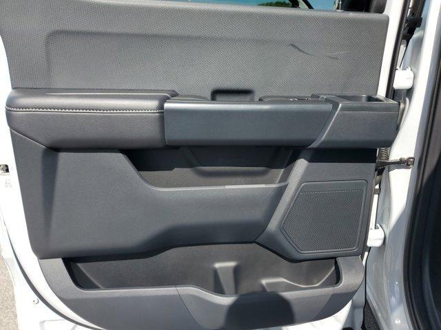 Photo of 2025 White Metallic Ford F-150