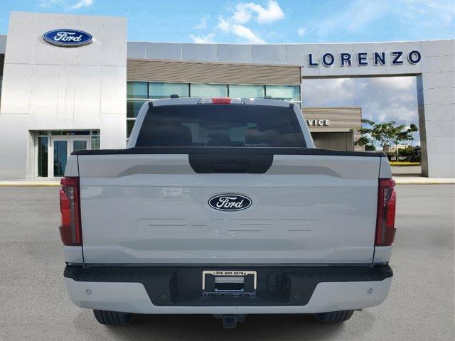 Photo of 2025 White Metallic Ford F-150