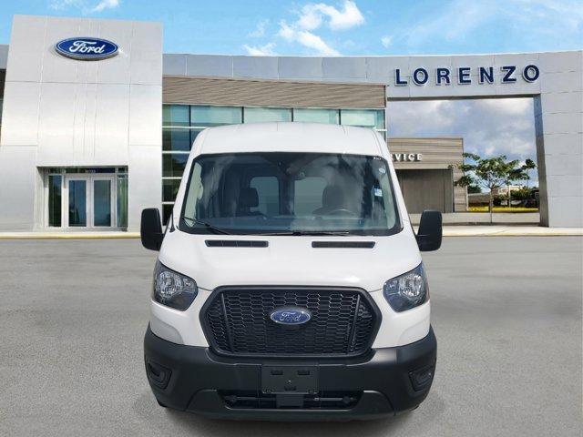 Photo of 2023 Oxford White Ford Transit-250