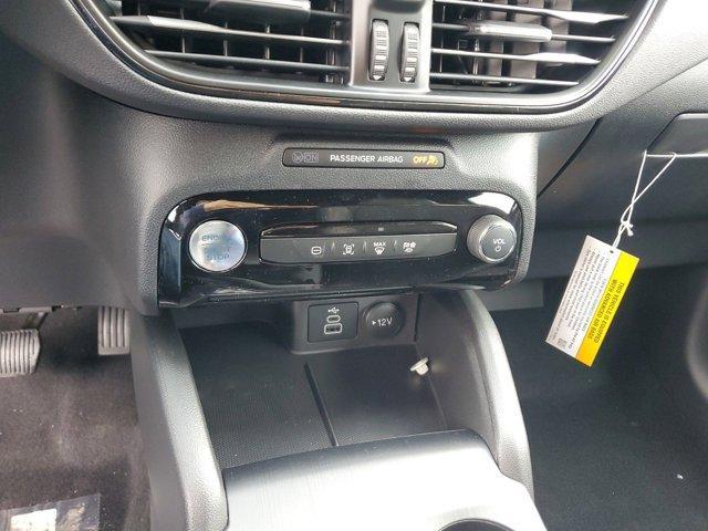 Photo of 2025 Space Silver Ford Escape