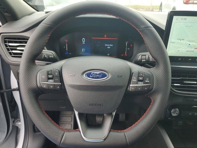 Photo of 2025 Space Silver Ford Escape