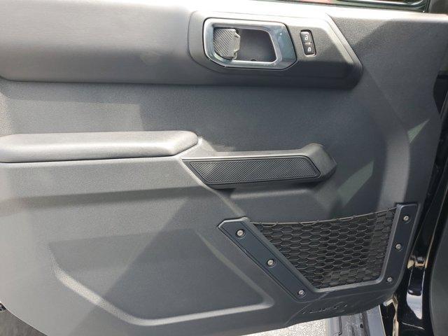 Photo of 2025 Shadow Black Ford Bronco