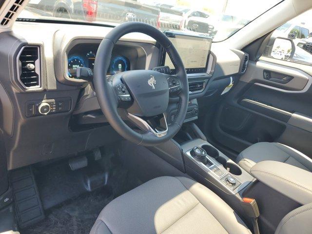 Photo of 2025 Azure Gray Metallic Ford Bronco Sport