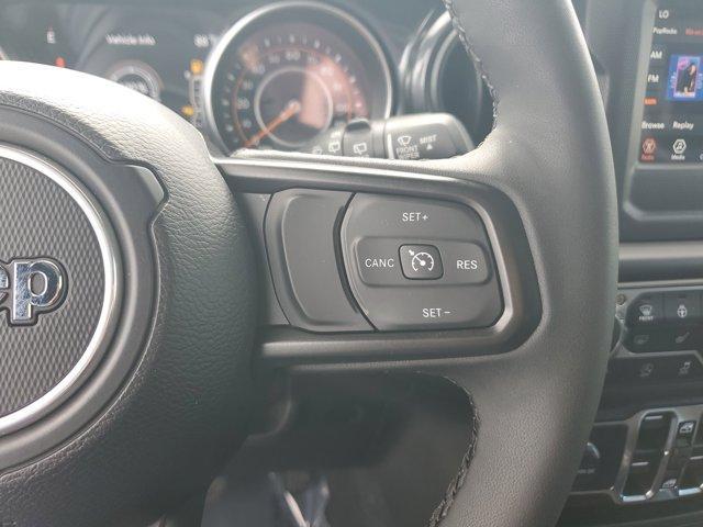 Photo of 2023 Hydro Blue Pearlcoat Jeep Wrangler