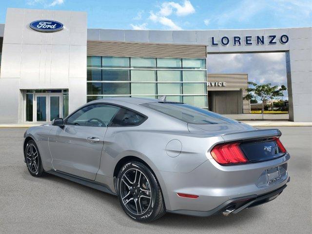 Photo of 2023 Iconic Silver Metallic Ford Mustang