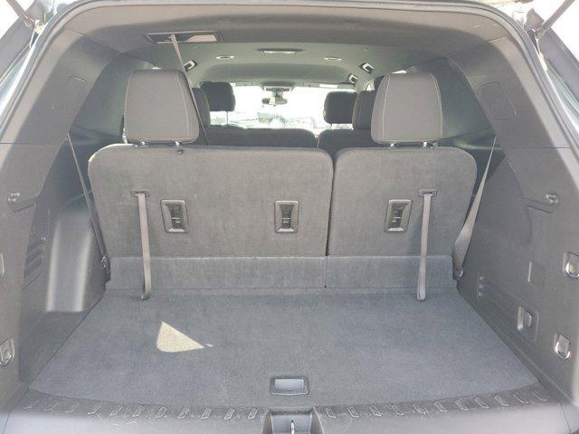 Photo of 2022 Silver Sage Metallic Chevrolet Traverse