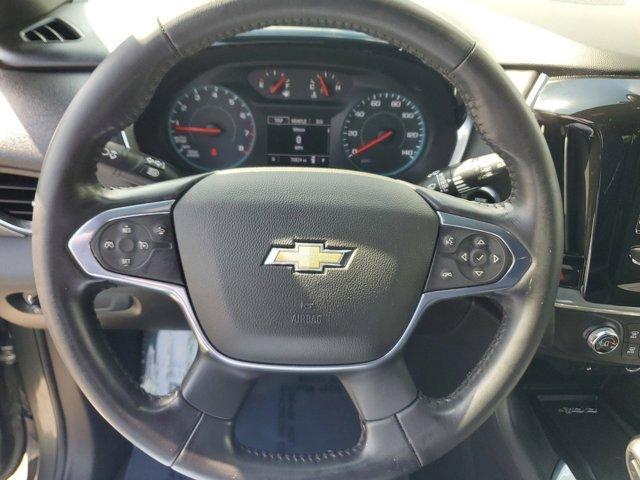 Photo of 2022 Silver Sage Metallic Chevrolet Traverse