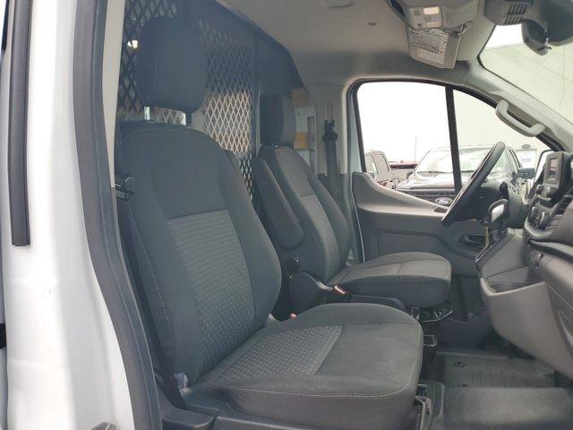 Photo of 2023 Oxford White Ford Transit-250