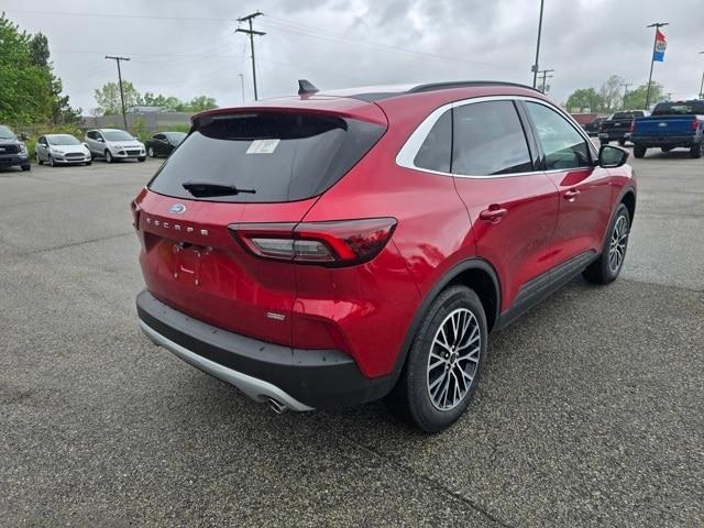 Photo of 2025 Red Metallic Ford Escape