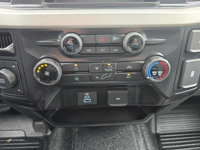 Photo of 2025 Agate Black Metallic Ford F-250