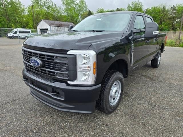 Photo of 2025 Agate Black Metallic Ford F-250