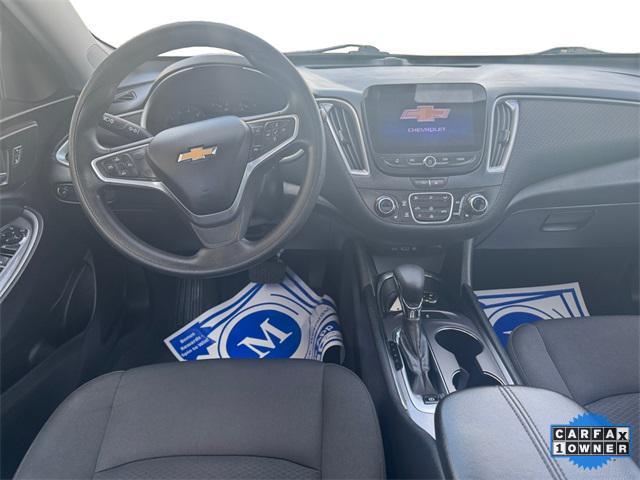 Photo of 2022 Silver Ice Metallic Chevrolet Malibu